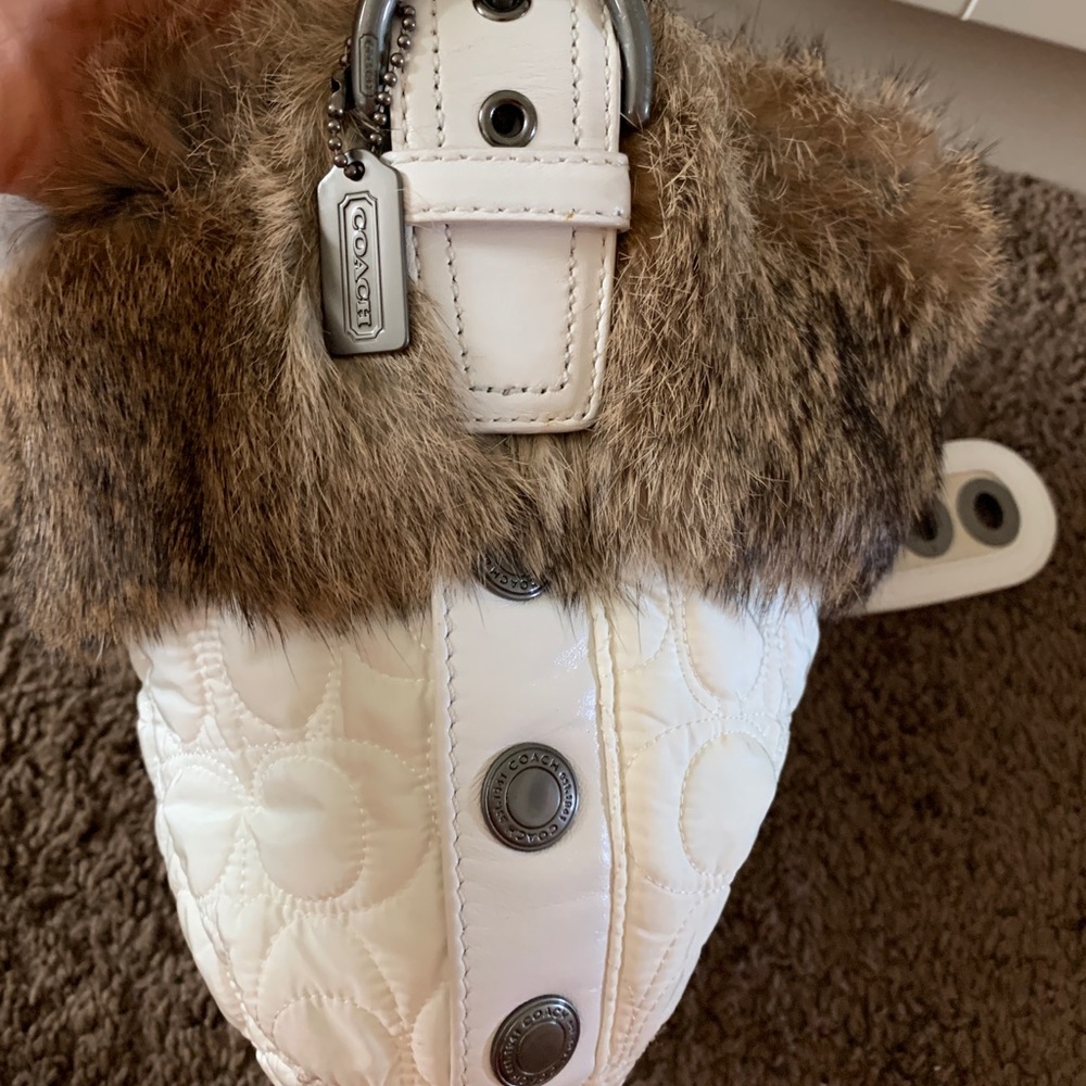 Coach White Nylon Rabbis Fur Hobo-9443 - Picture 11 of 11